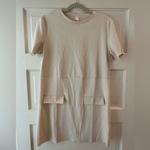 Commense tan shift dress size small